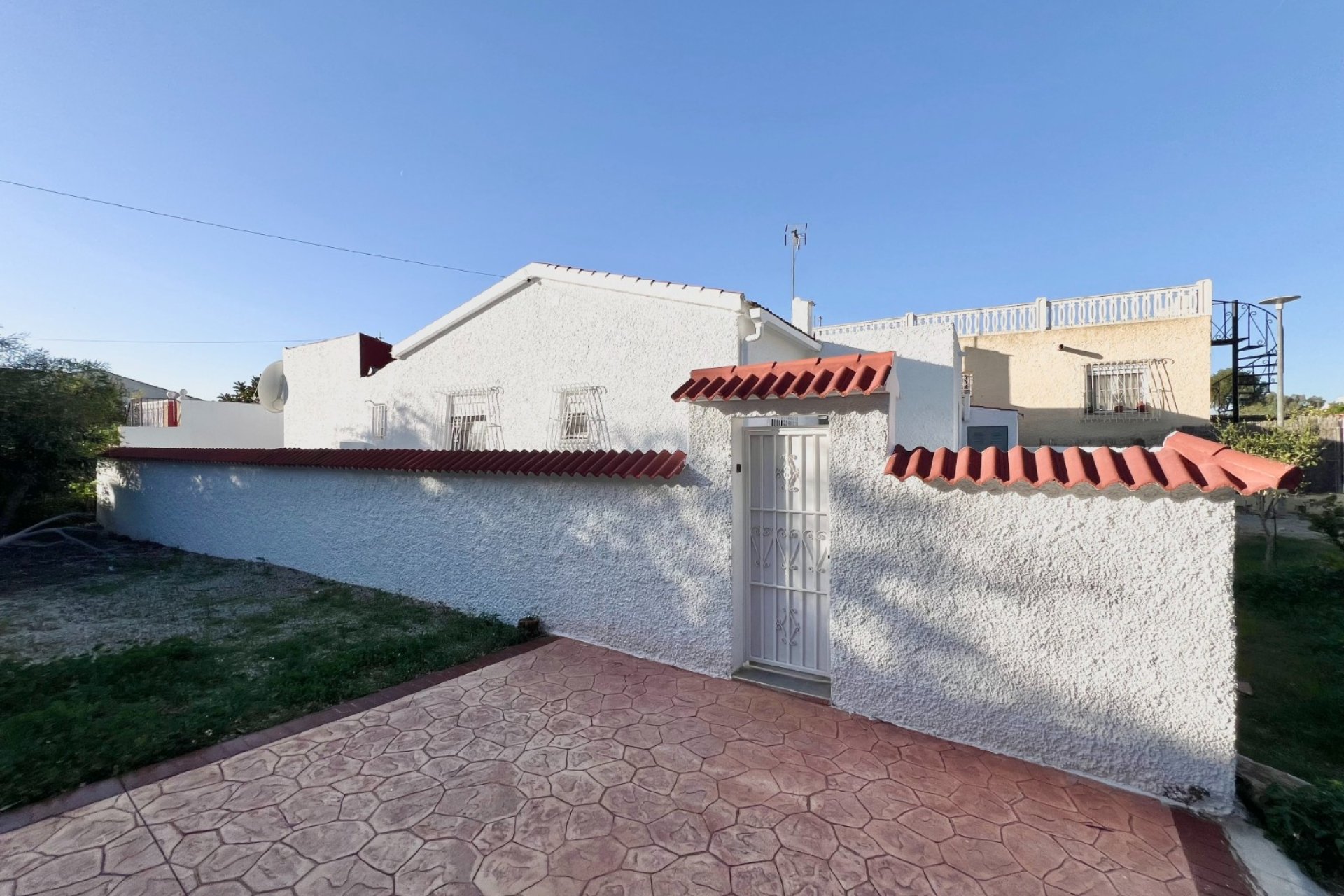 Reventa - Villa independiente - La Marina