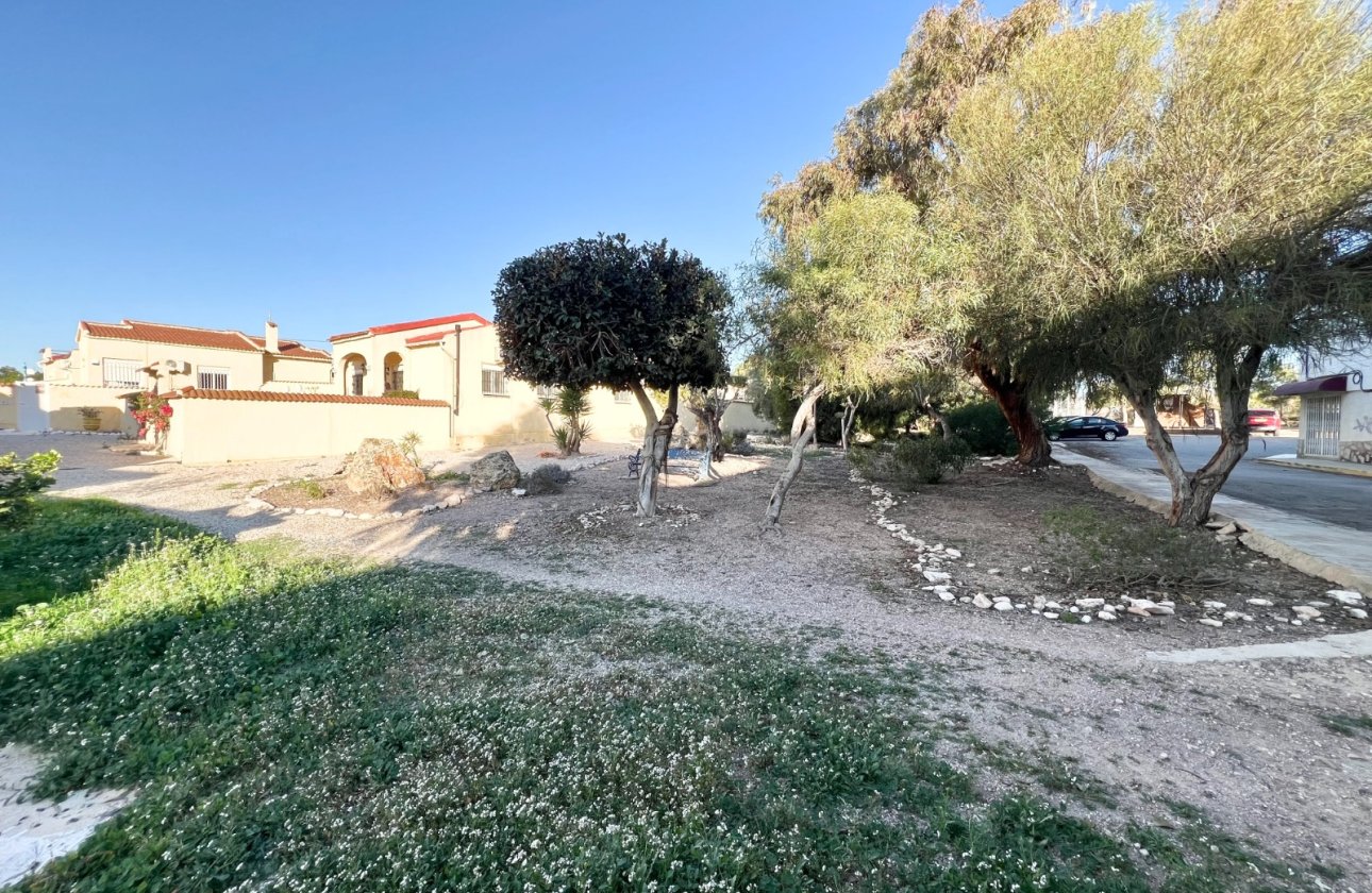 Reventa - Villa independiente - La Marina