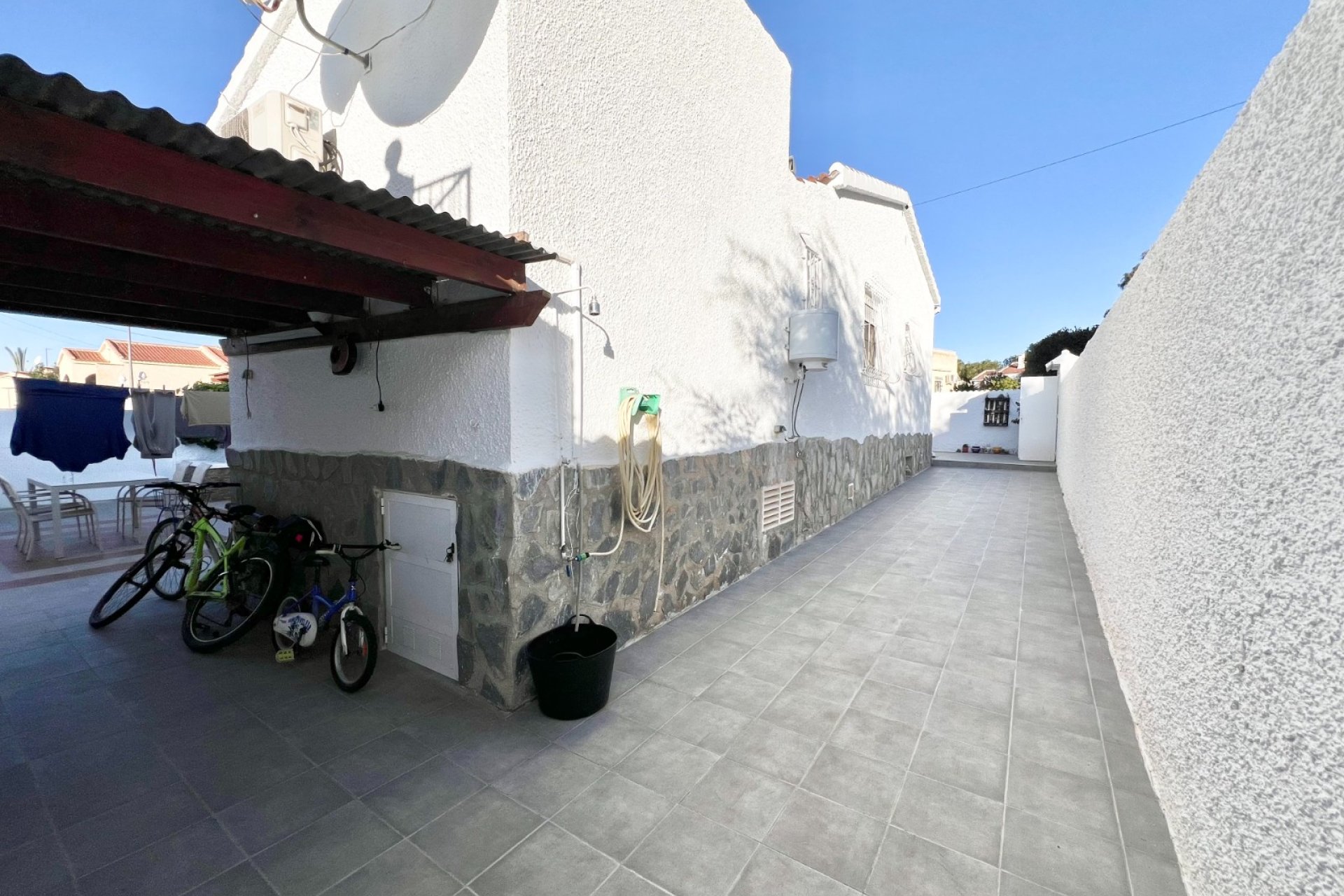 Reventa - Villa independiente - La Marina