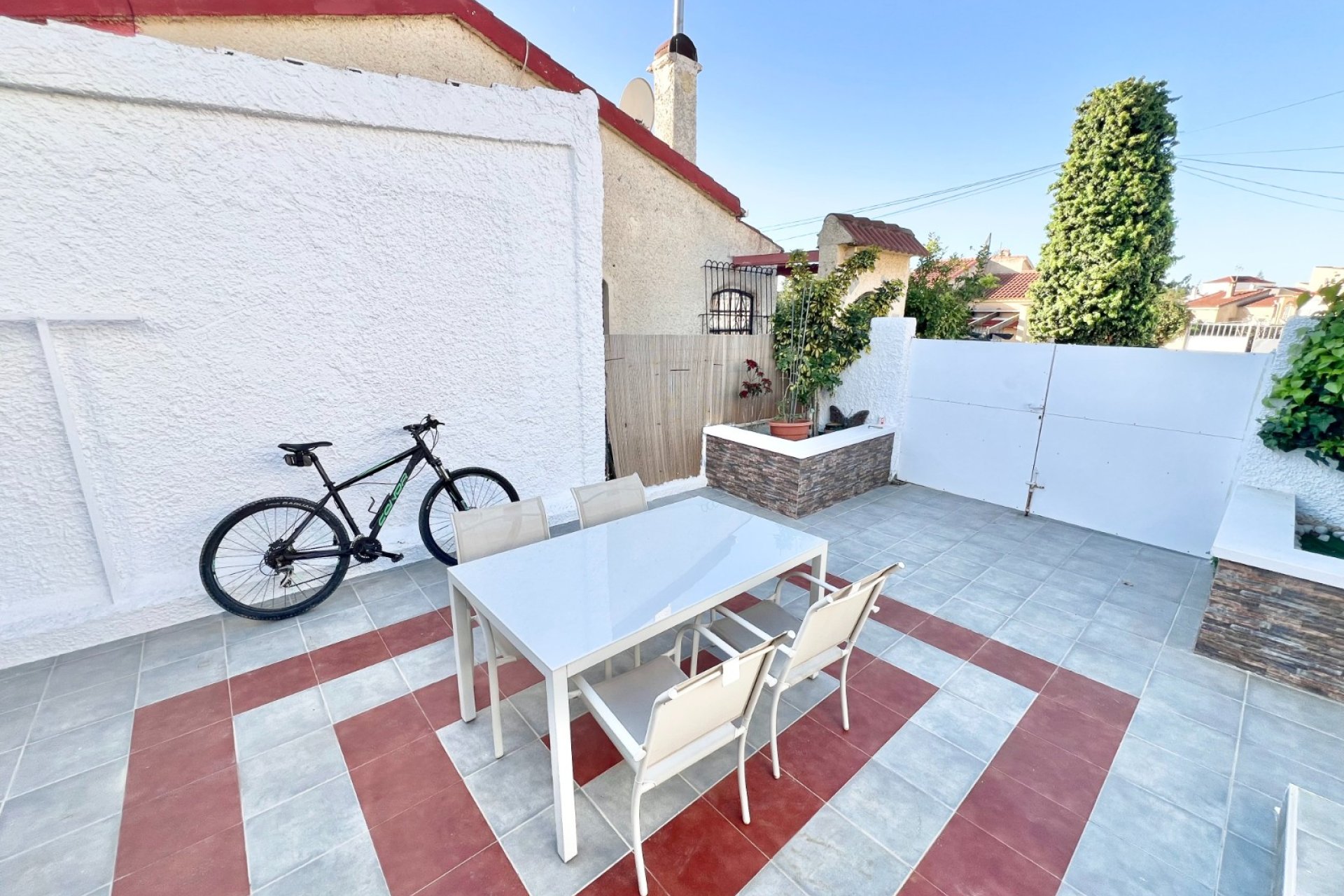 Reventa - Villa independiente - La Marina