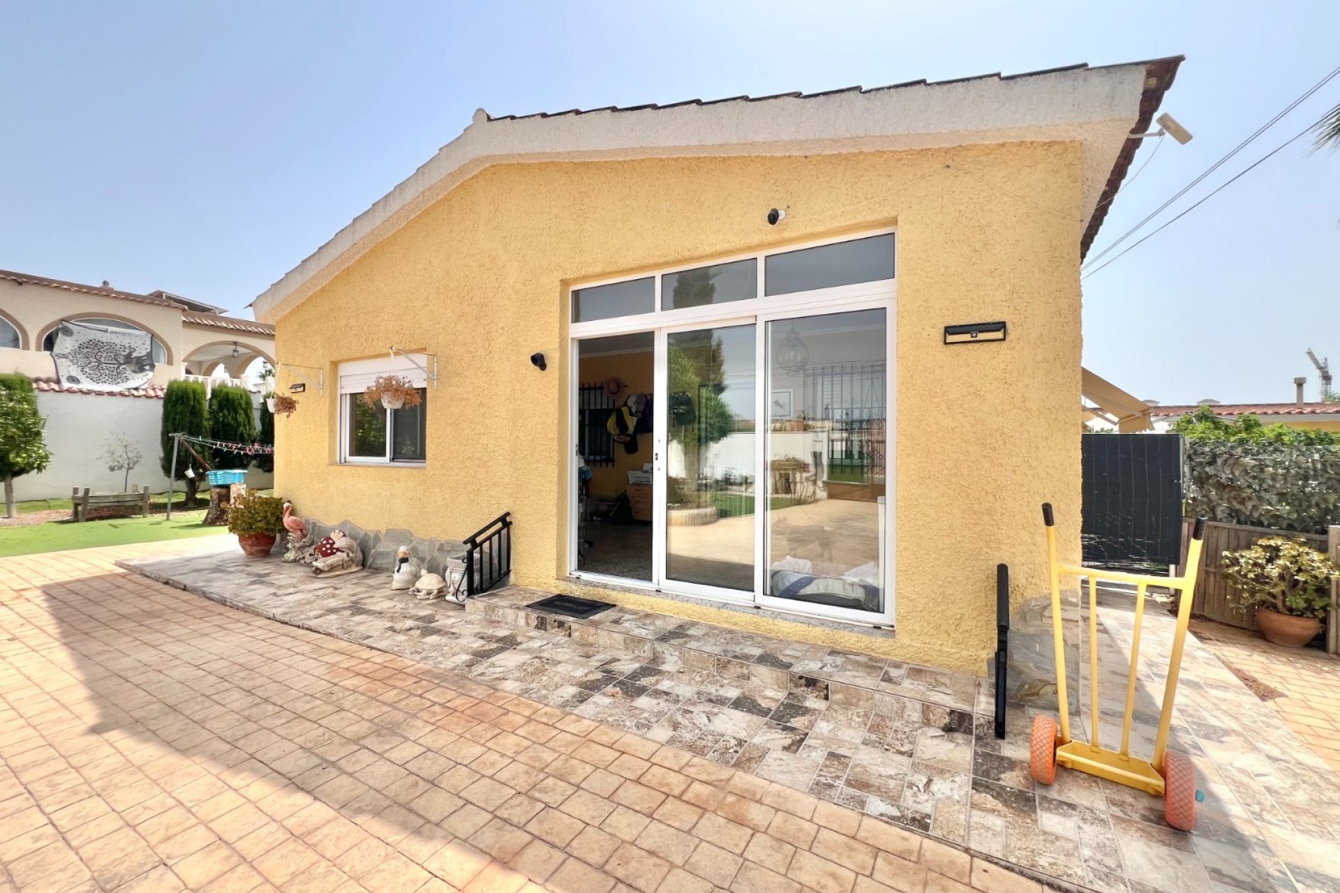 Reventa - Villa independiente - La Marina