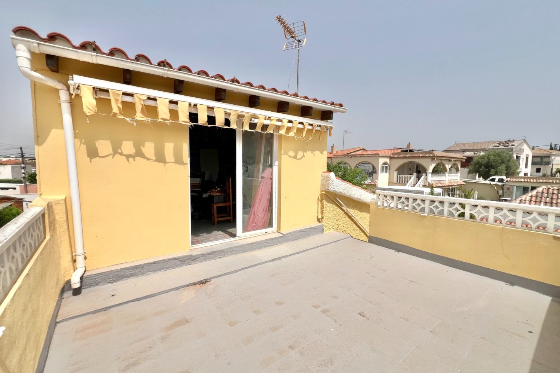 Reventa - Villa independiente - La Marina