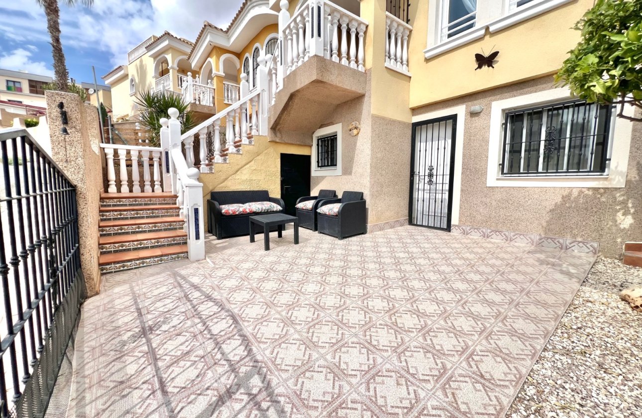 Reventa - Villa independiente - La Marina