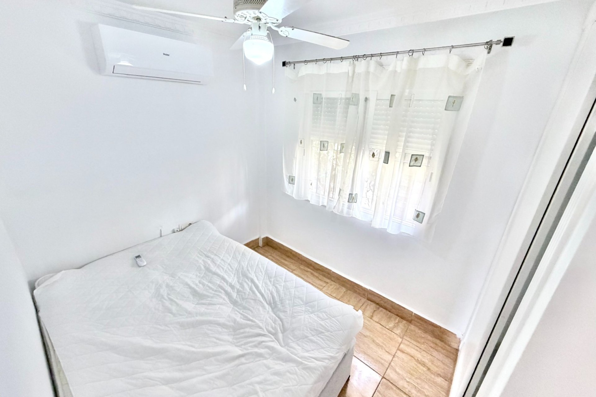 Reventa - Villa independiente - La Marina