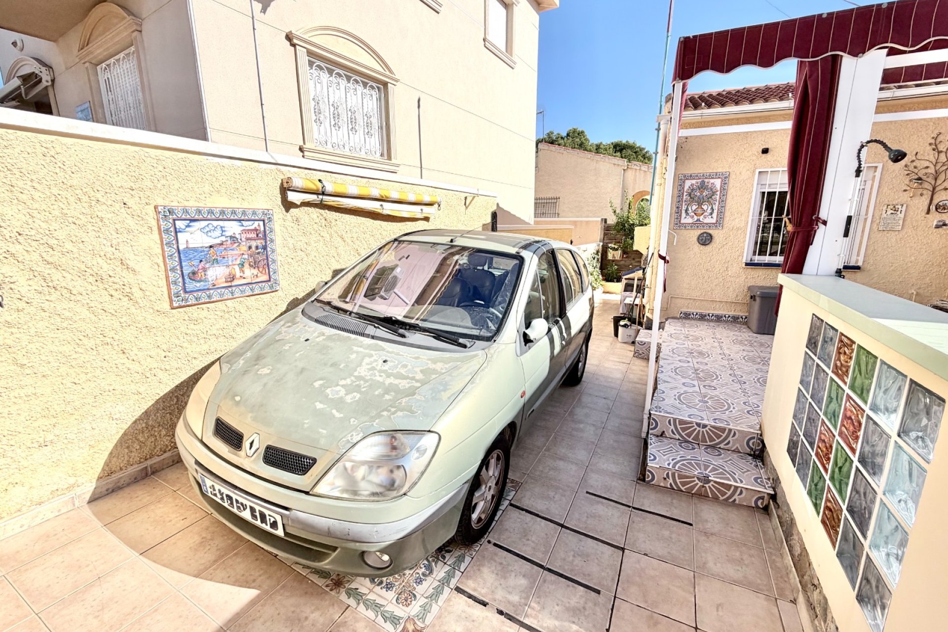 Reventa - Villa independiente - La Marina