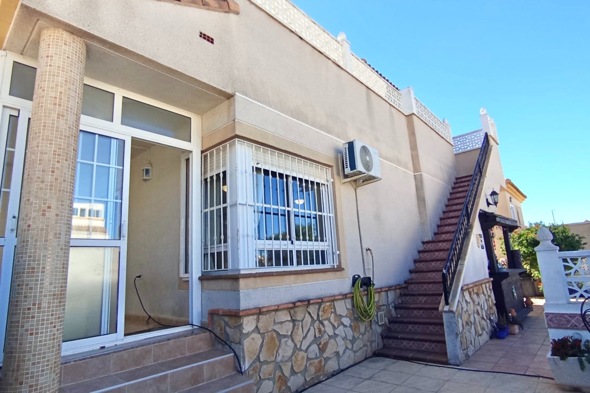 Reventa - Villa independiente - La Marina