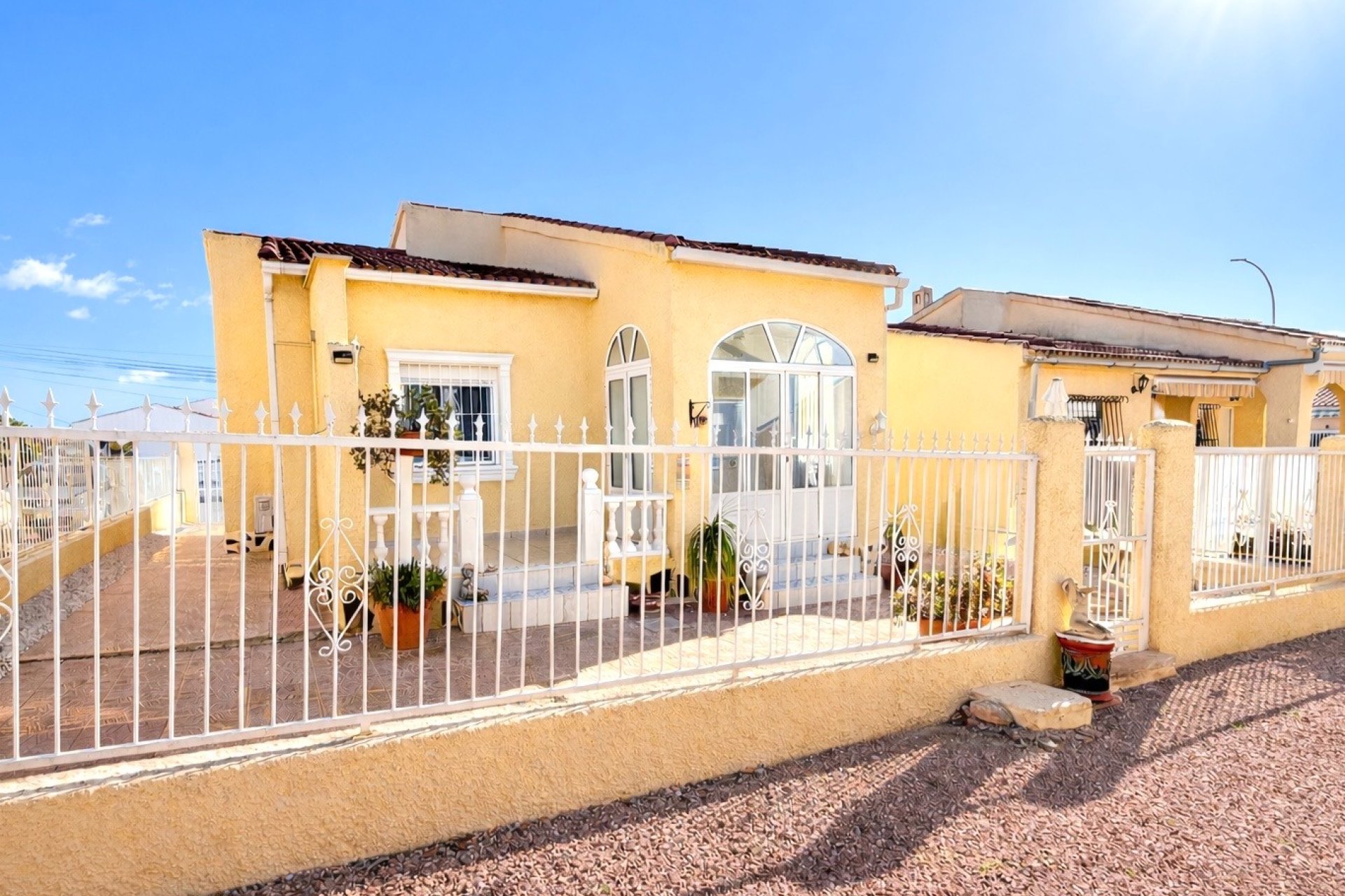 Reventa - Villa independiente - La Marina