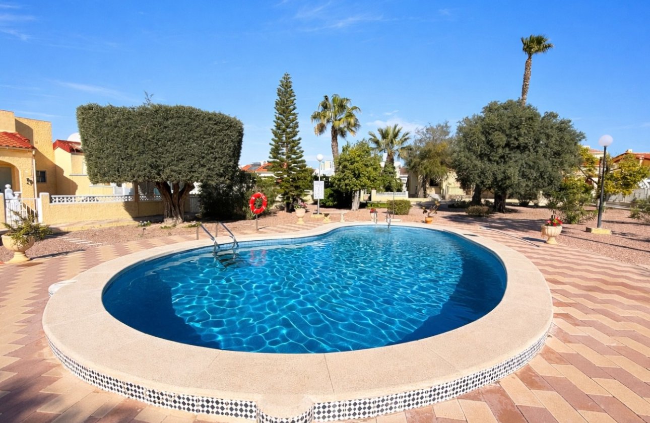 Reventa - Villa independiente - La Marina