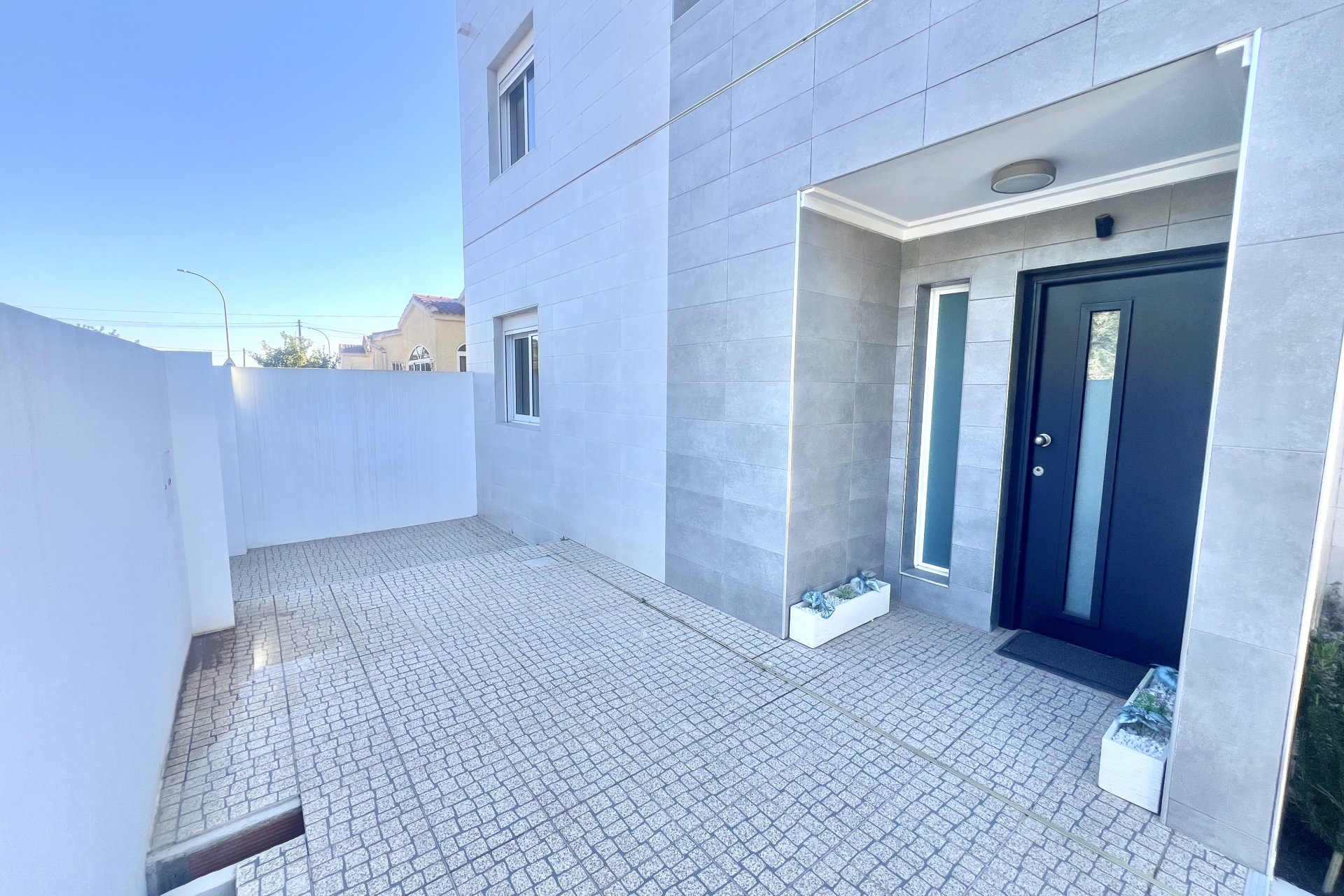 Reventa - Villa independiente - La Marina