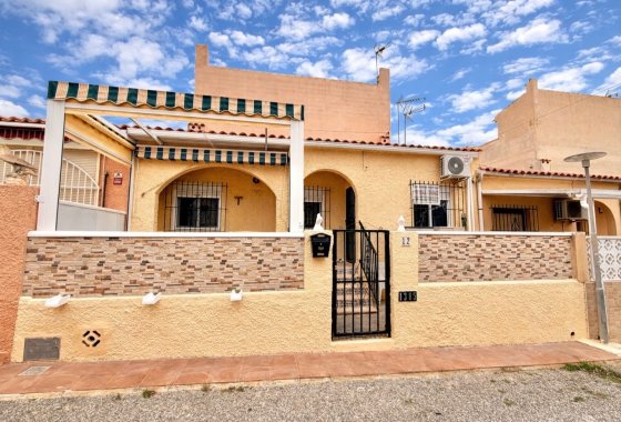 Terraced house - Resale - La Marina - 846 MID TERRACED FINA