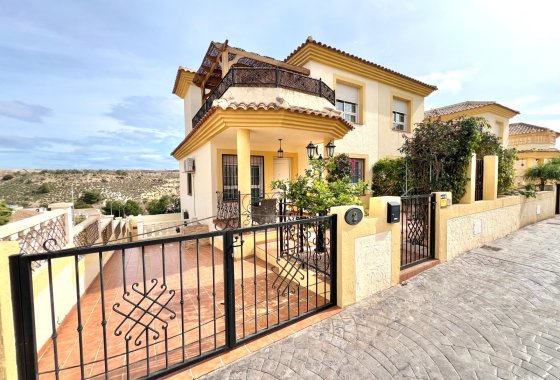 Villa adosada - Reventa - La Marina - 782 Semi Detached Villa 