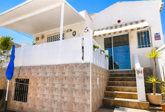 Villa independiente - Reventa - La Marina - La Marina