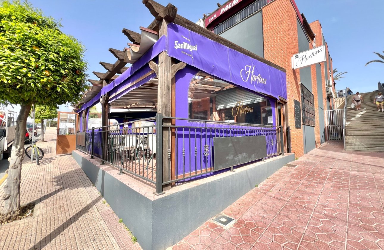 Wiederverkauf - commercial property - La Marina