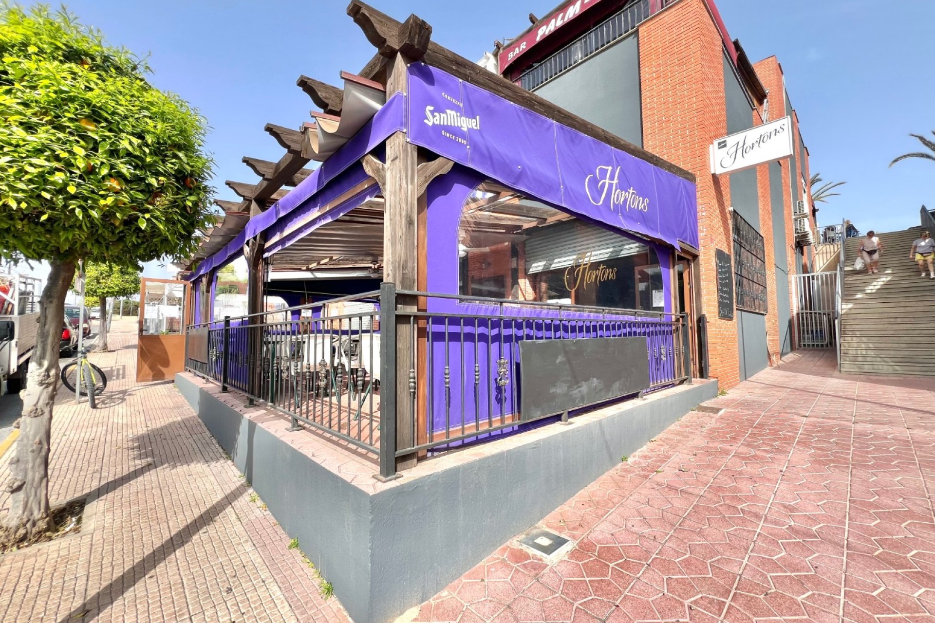 Wiederverkauf - commercial property - La Marina