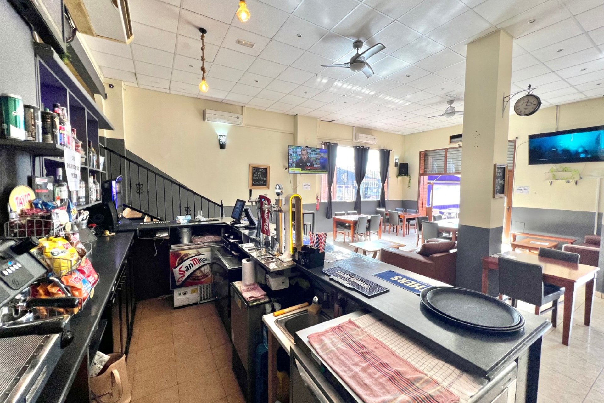 Wiederverkauf - commercial property - La Marina