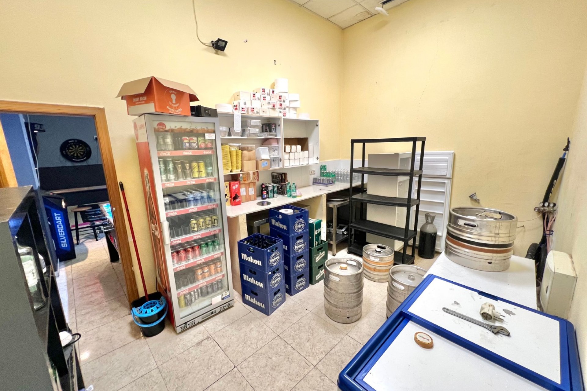 Wiederverkauf - commercial property - La Marina