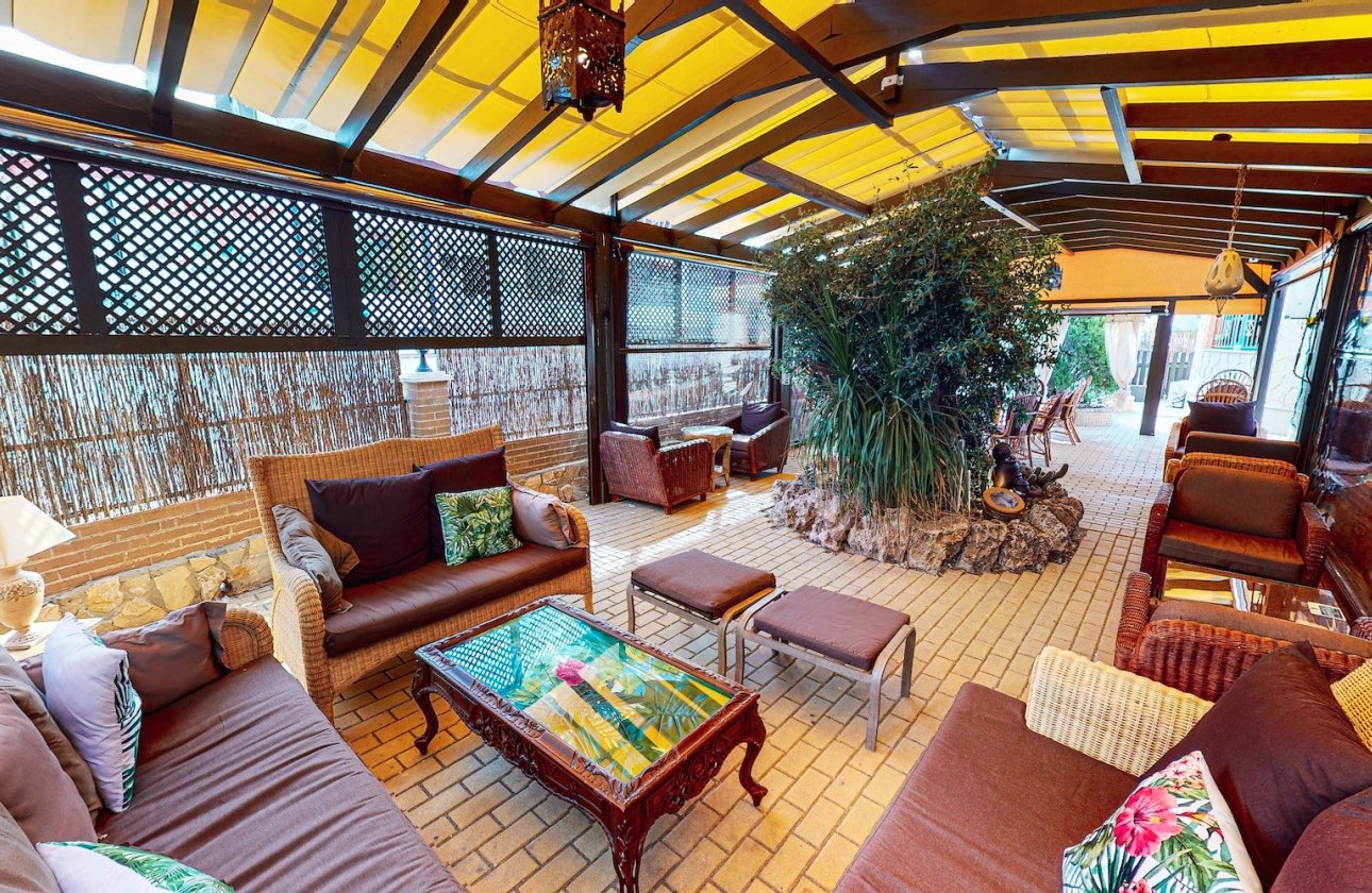 Wiederverkauf - commercial property - La Marina