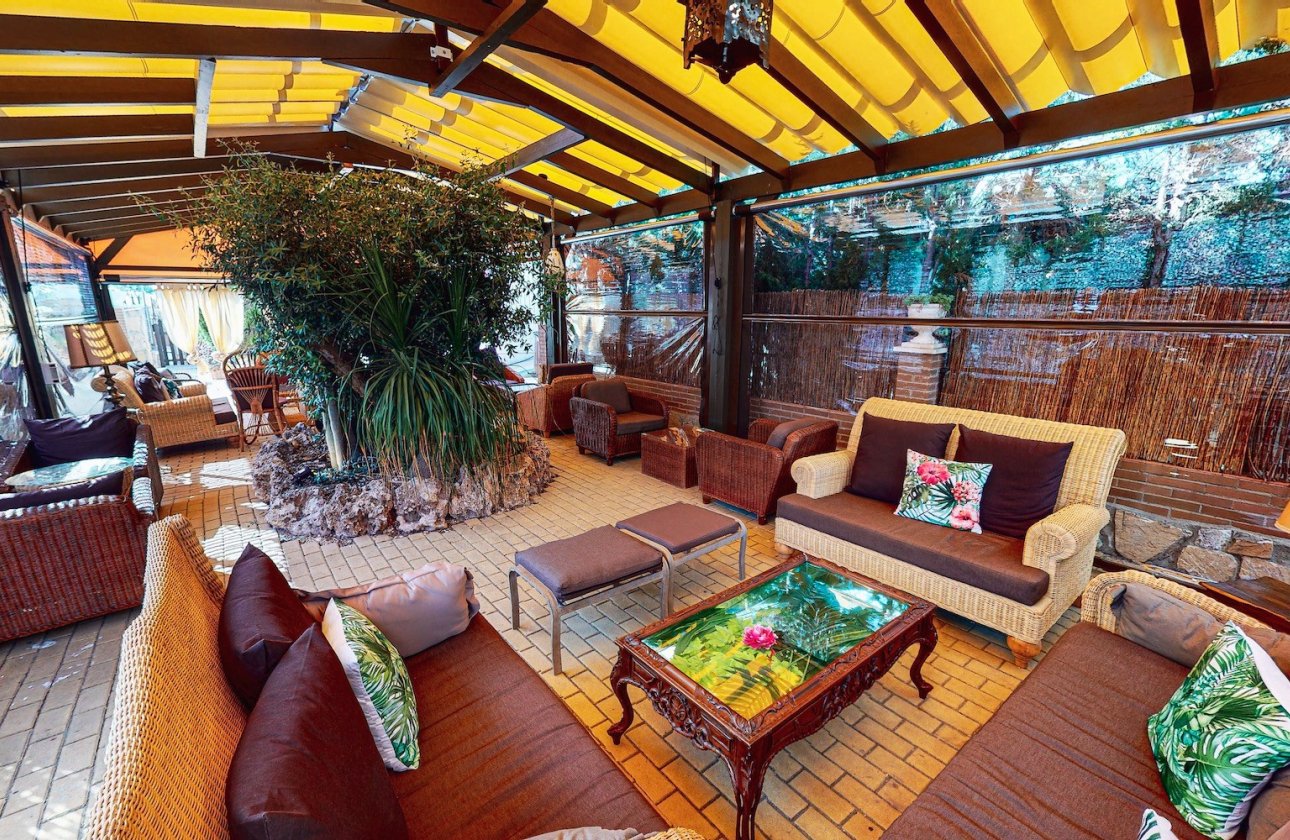 Wiederverkauf - commercial property - La Marina