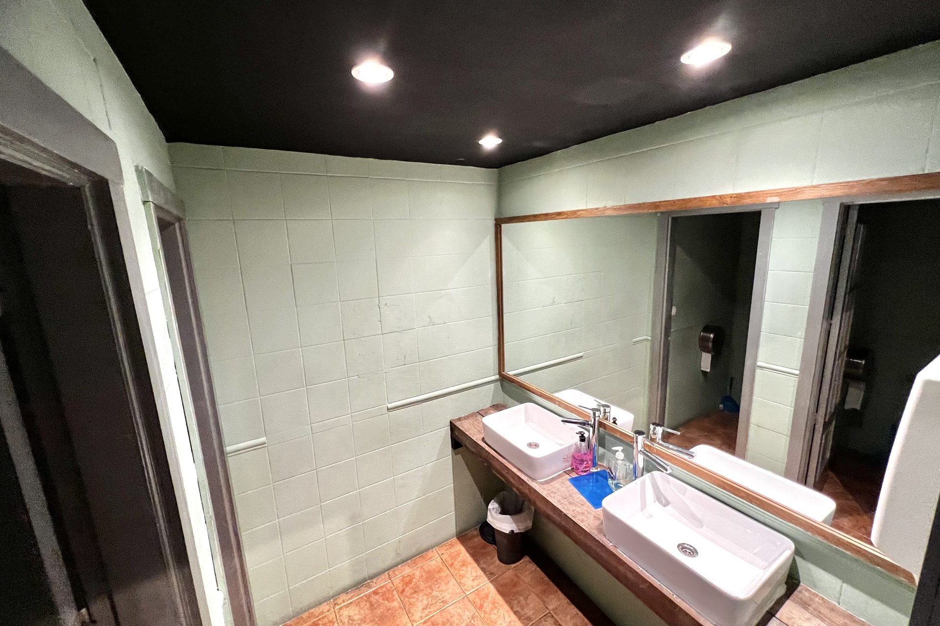 Wiederverkauf - commercial property - La Marina