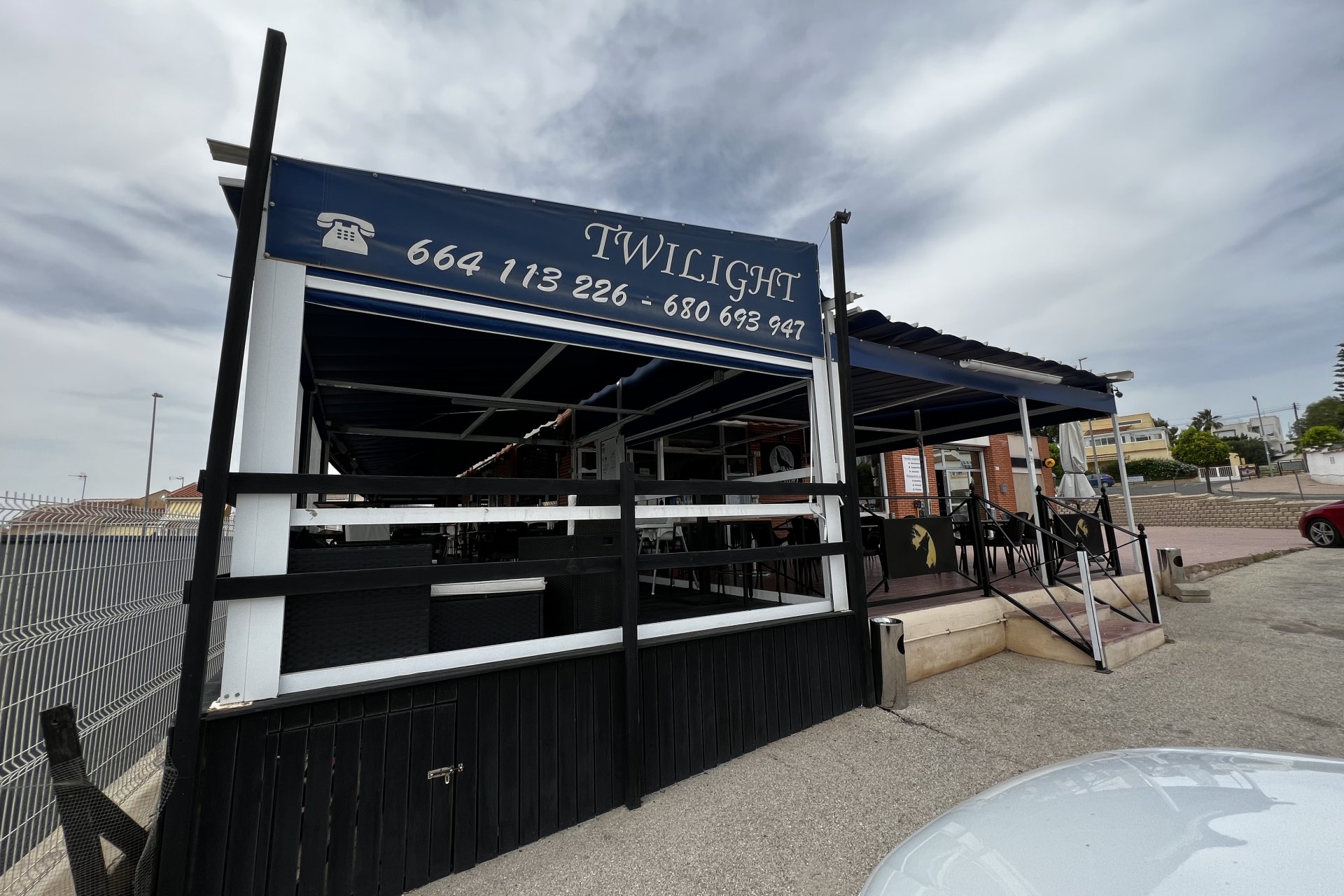 Wiederverkauf - commercial property - La Marina