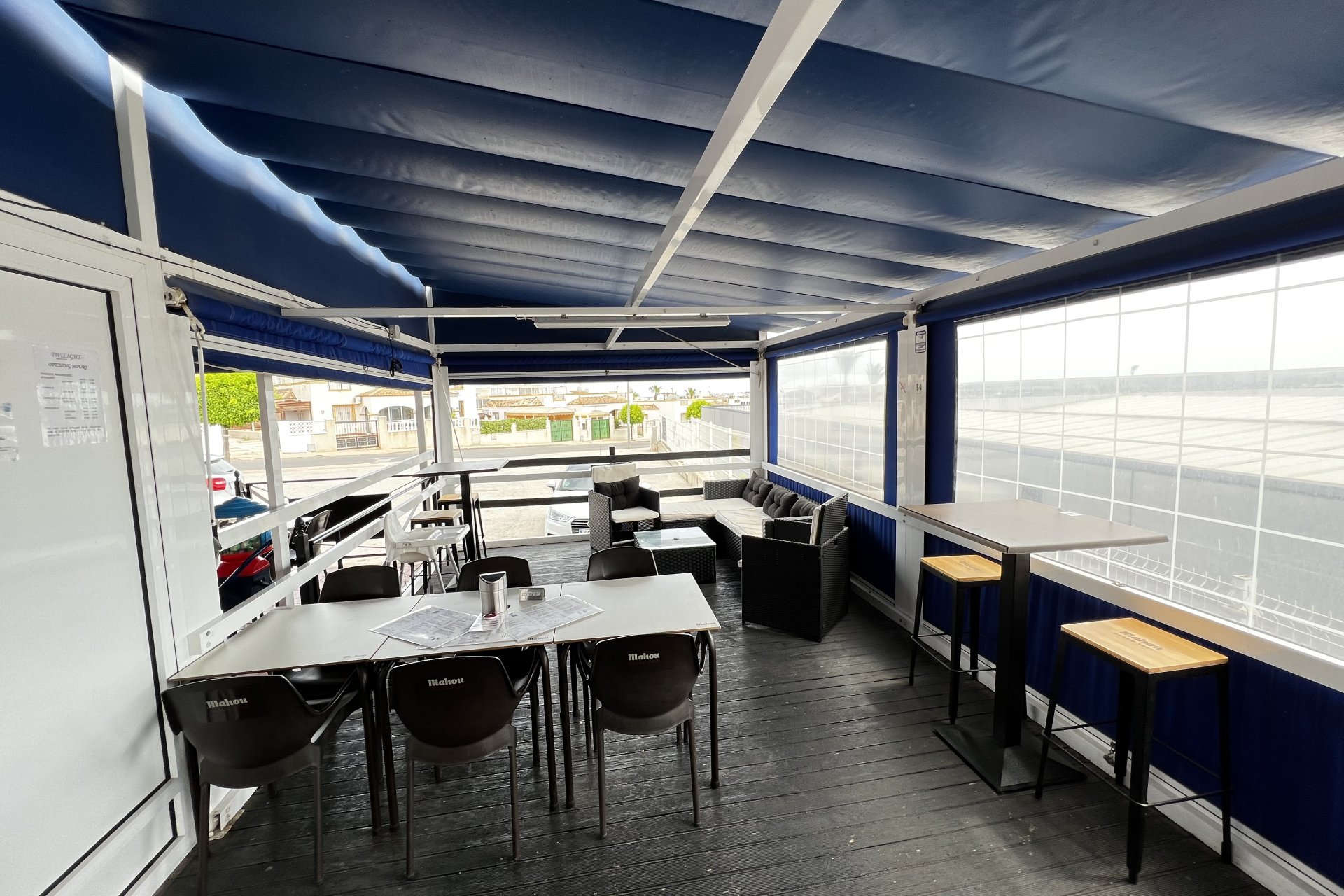 Wiederverkauf - commercial property - La Marina