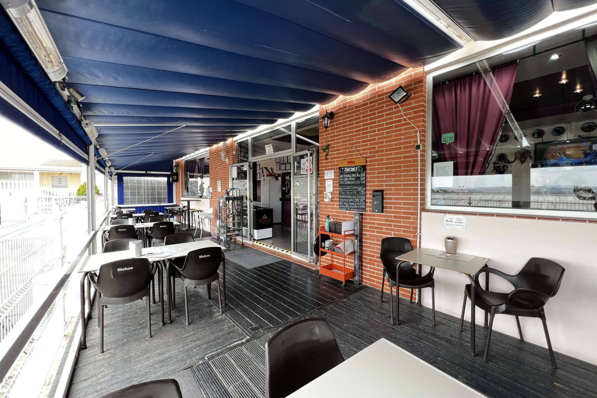 Wiederverkauf - commercial property - La Marina