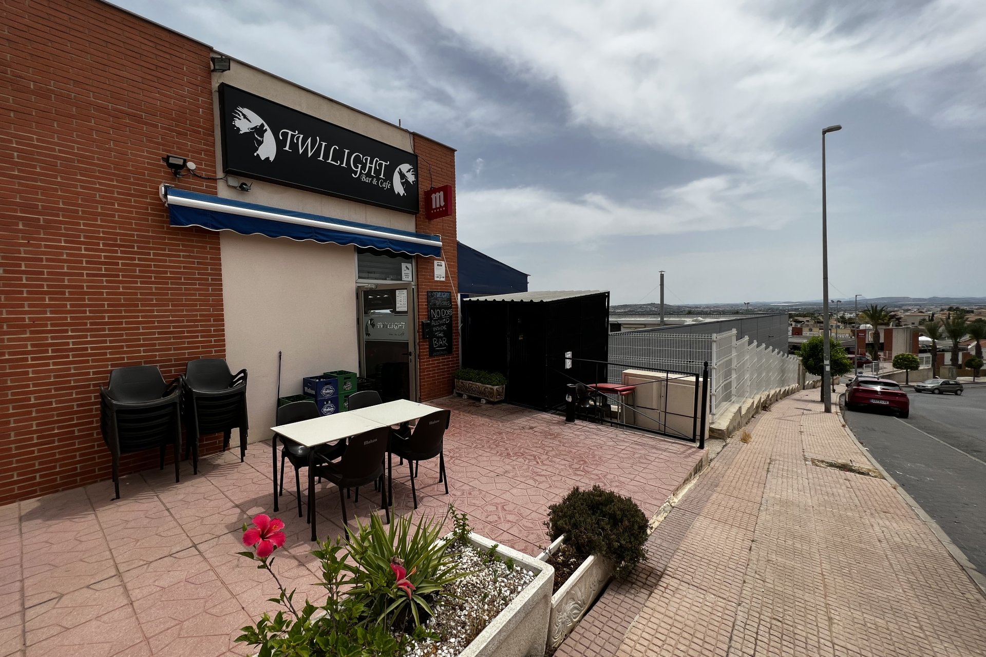 Wiederverkauf - commercial property - La Marina