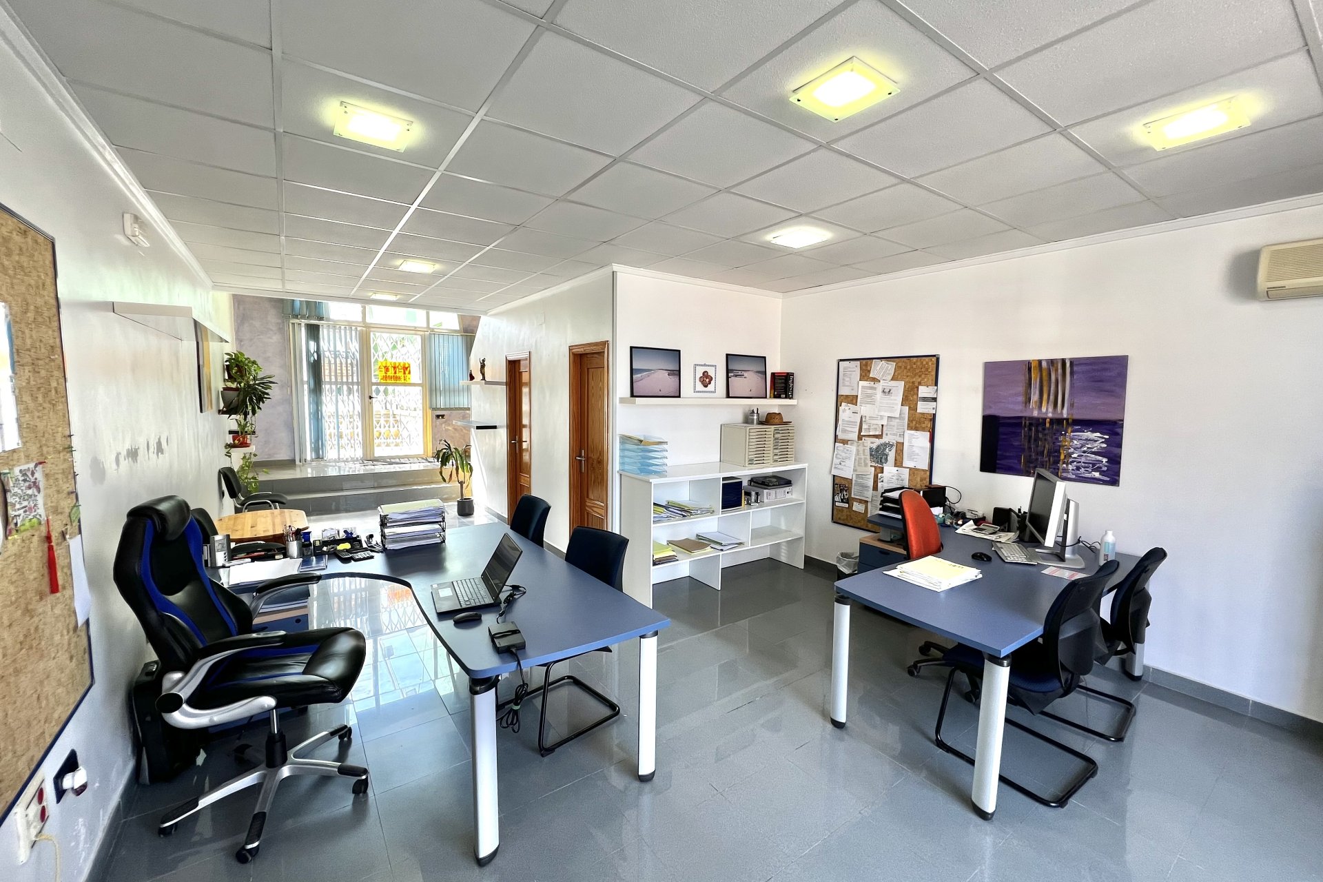 Wiederverkauf - commercial property - La Marina