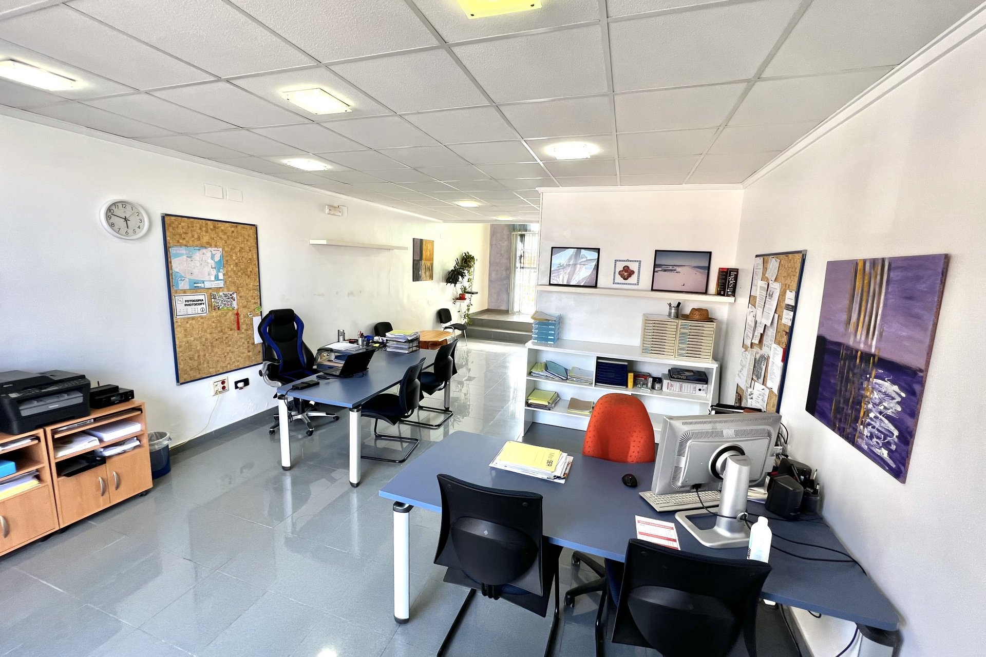 Wiederverkauf - commercial property - La Marina