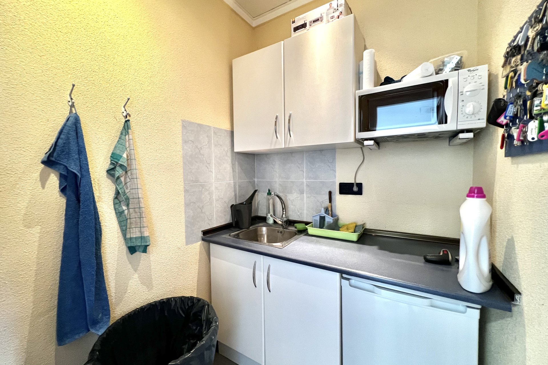 Wiederverkauf - commercial property - La Marina