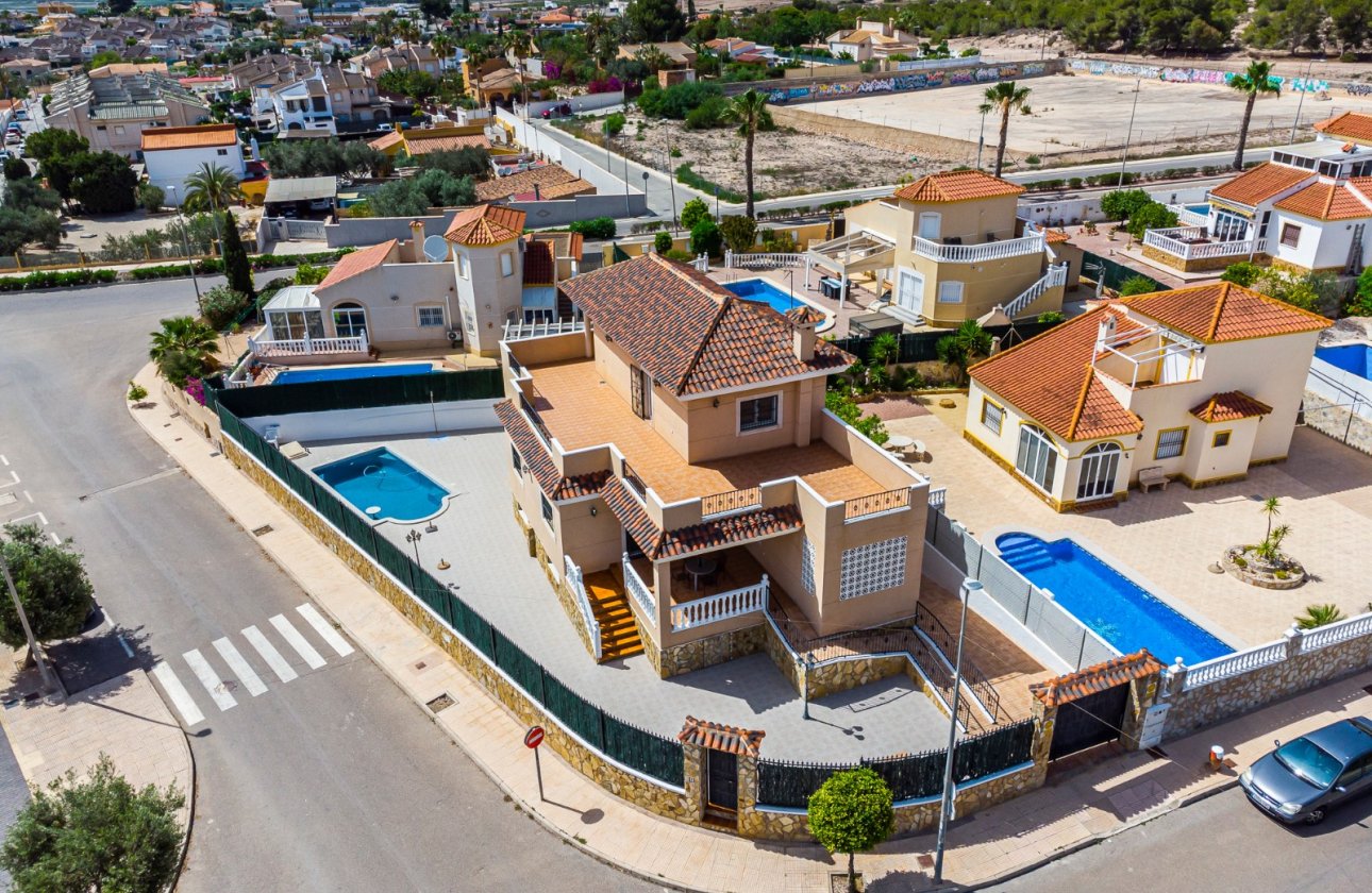 Wiederverkauf - Freistehende Villa - La Marina