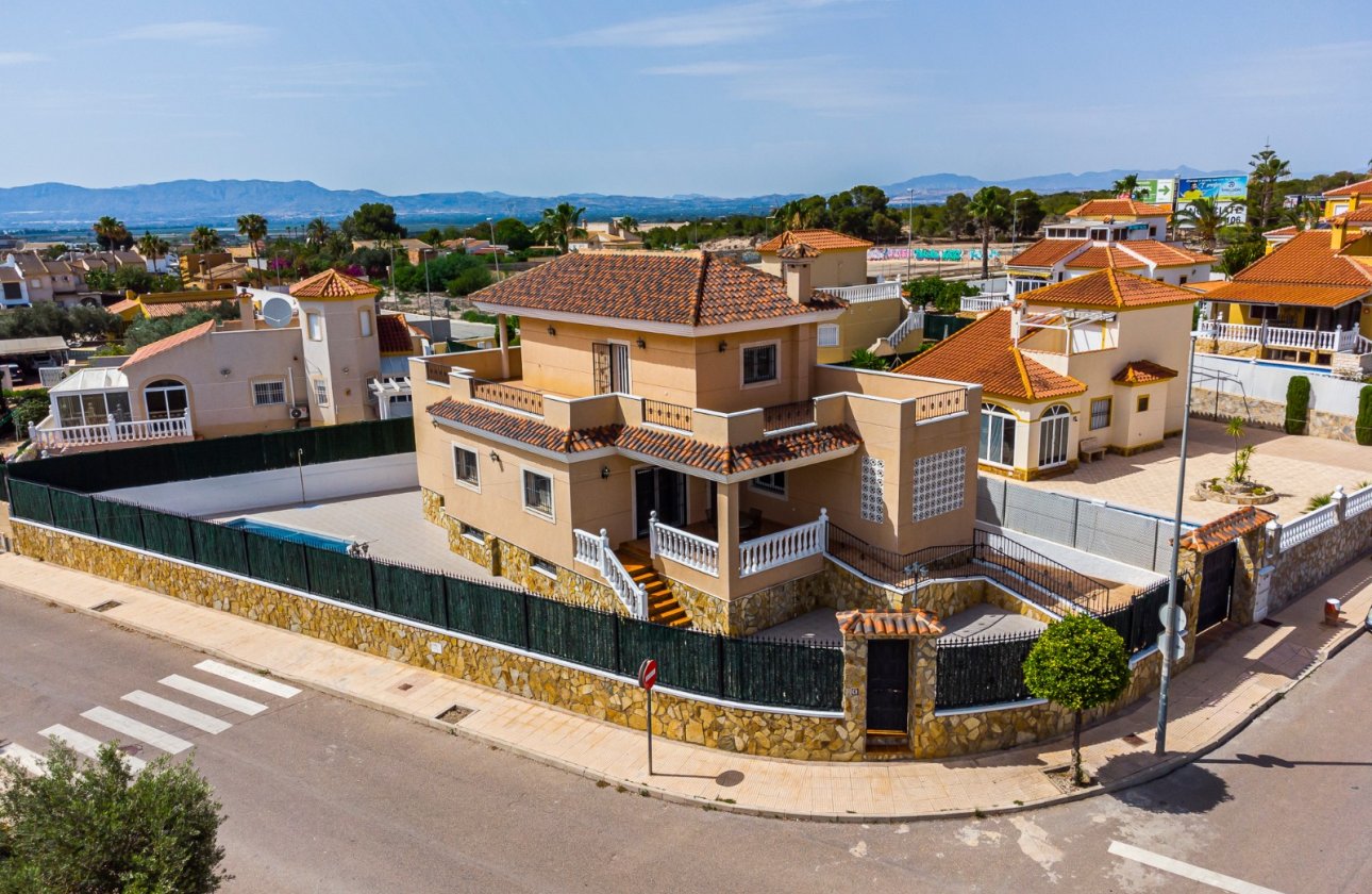 Wiederverkauf - Freistehende Villa - La Marina