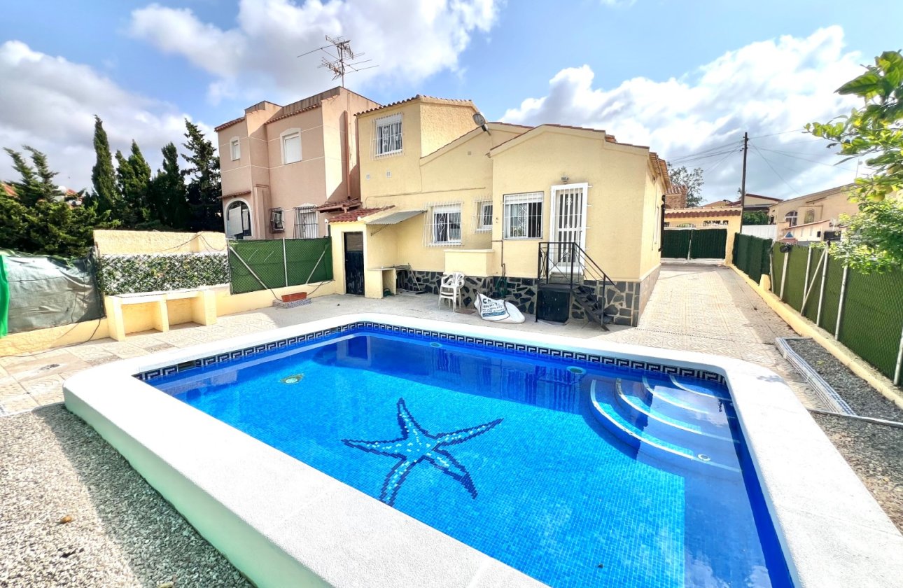 Wiederverkauf - Freistehende Villa - La Marina