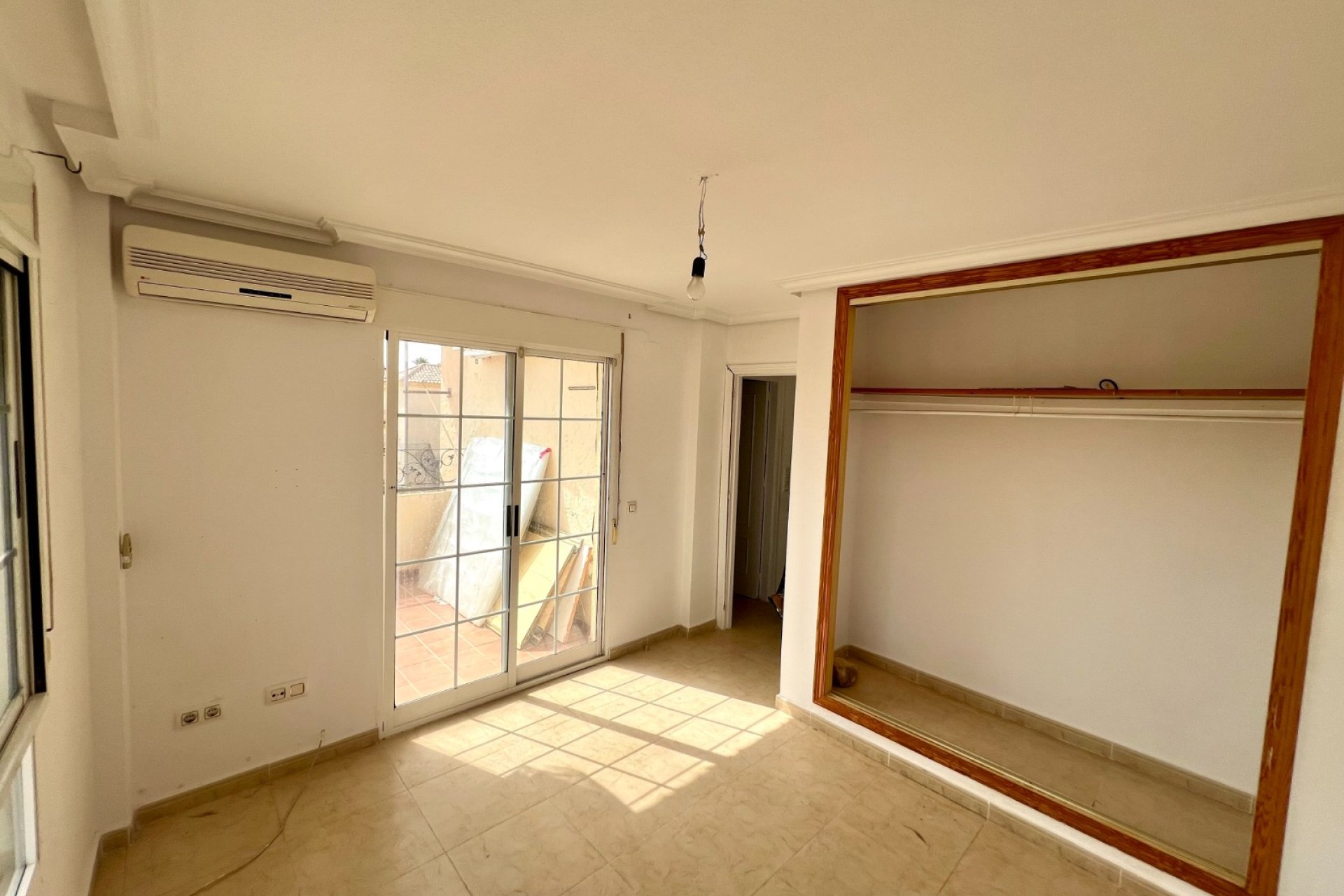 Wiederverkauf - Freistehende Villa - La Marina