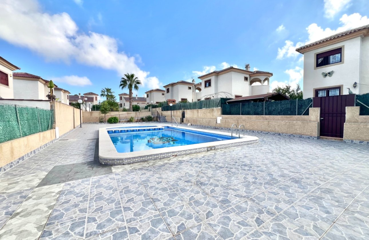 Wiederverkauf - Freistehende Villa - La Marina