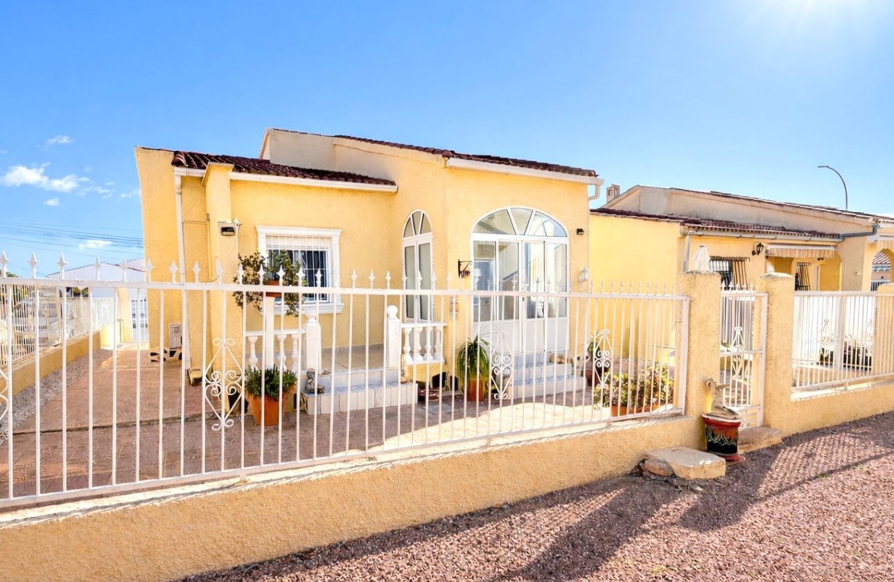 Wiederverkauf - Freistehende Villa - La Marina