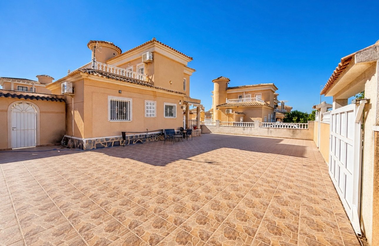 Wiederverkauf - Freistehende Villa - La Marina