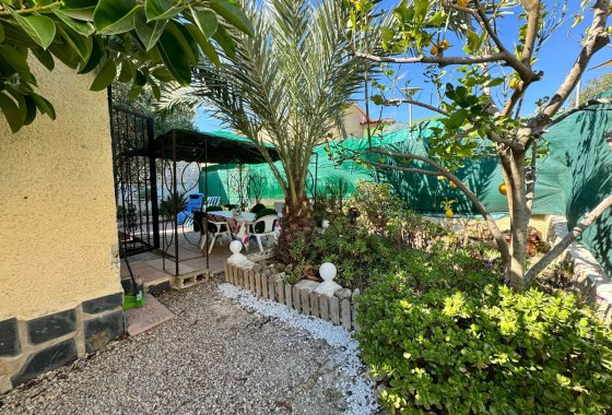 Resale - Detached Villa - La Marina