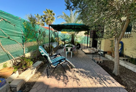 Resale - Detached Villa - La Marina