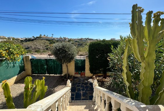 Resale - Detached Villa - La Marina