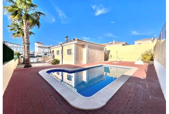 Resale - Detached Villa - La Marina