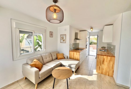 Resale - Detached Villa - La Marina