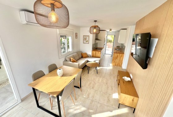 Resale - Detached Villa - La Marina