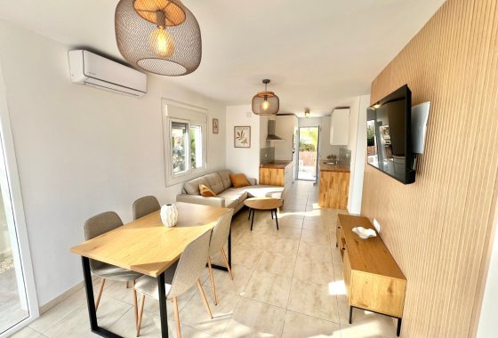 Resale - Detached Villa - La Marina