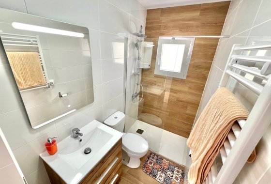 Resale - Detached Villa - La Marina