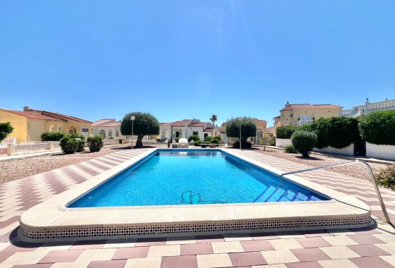 Reventa - Villa independiente - La Marina