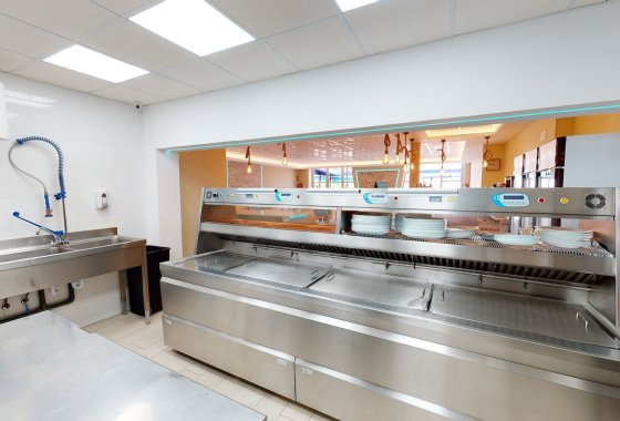 Resale - commercial property - La Marina