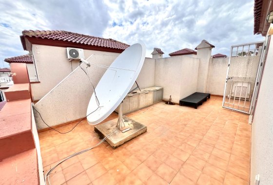 Resale - Semi Detached Villa - La Marina