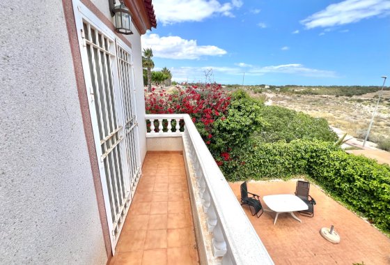 Resale - Semi Detached Villa - La Marina