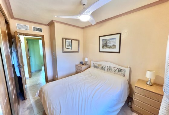 Resale - Semi Detached Villa - La Marina